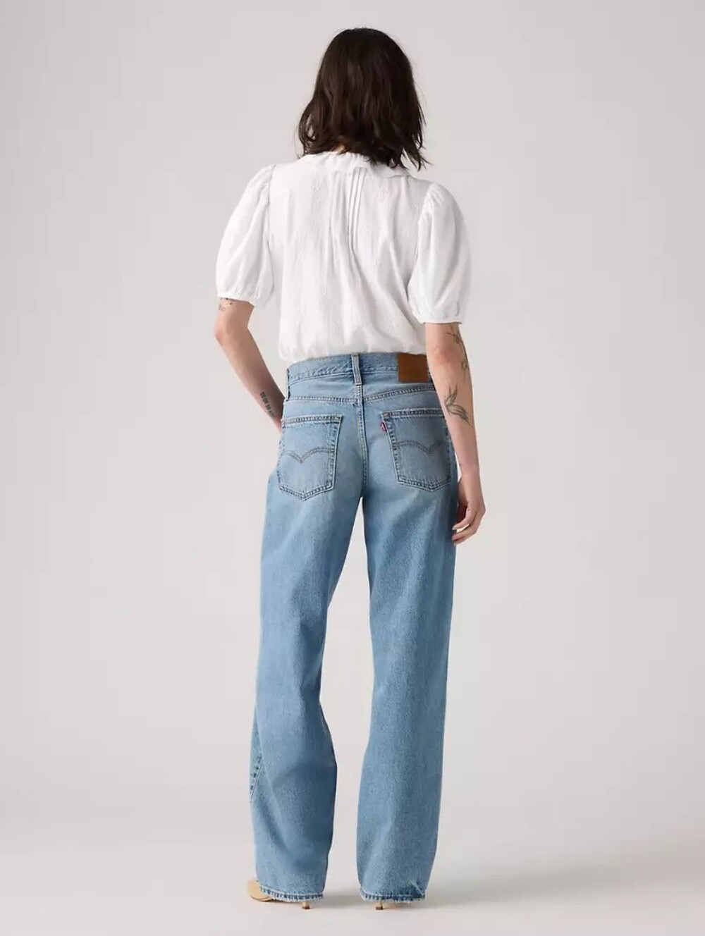 Levi's Baggy Dad Women's Jeans In Medium Wash 29x34 - Picture 3 of 3